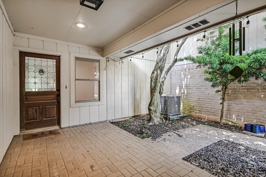 Condo in Austin, Texas, United States 2 - 18412538