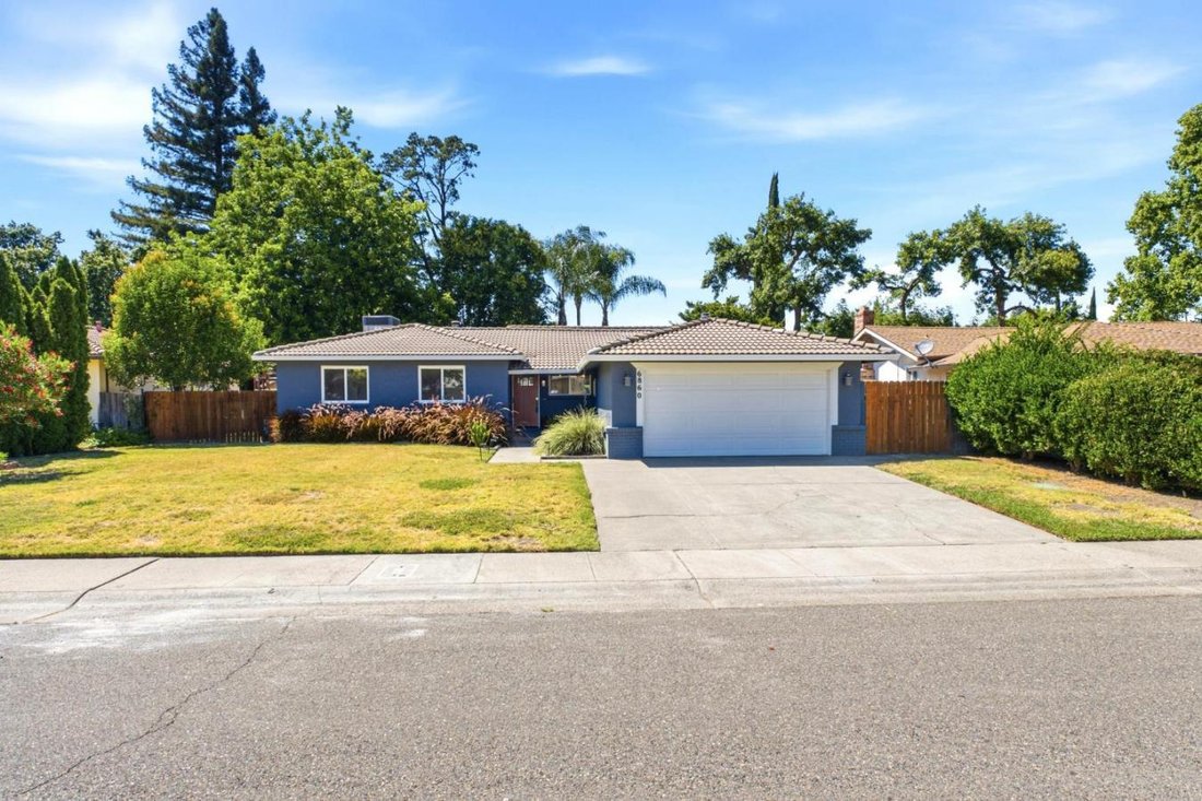 House in Sacramento, California, United States 4 - 18411996