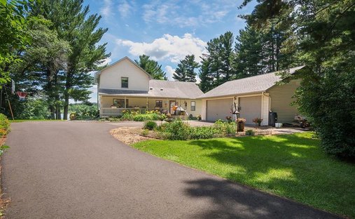 House in Eau Claire, Wisconsin, United States 1