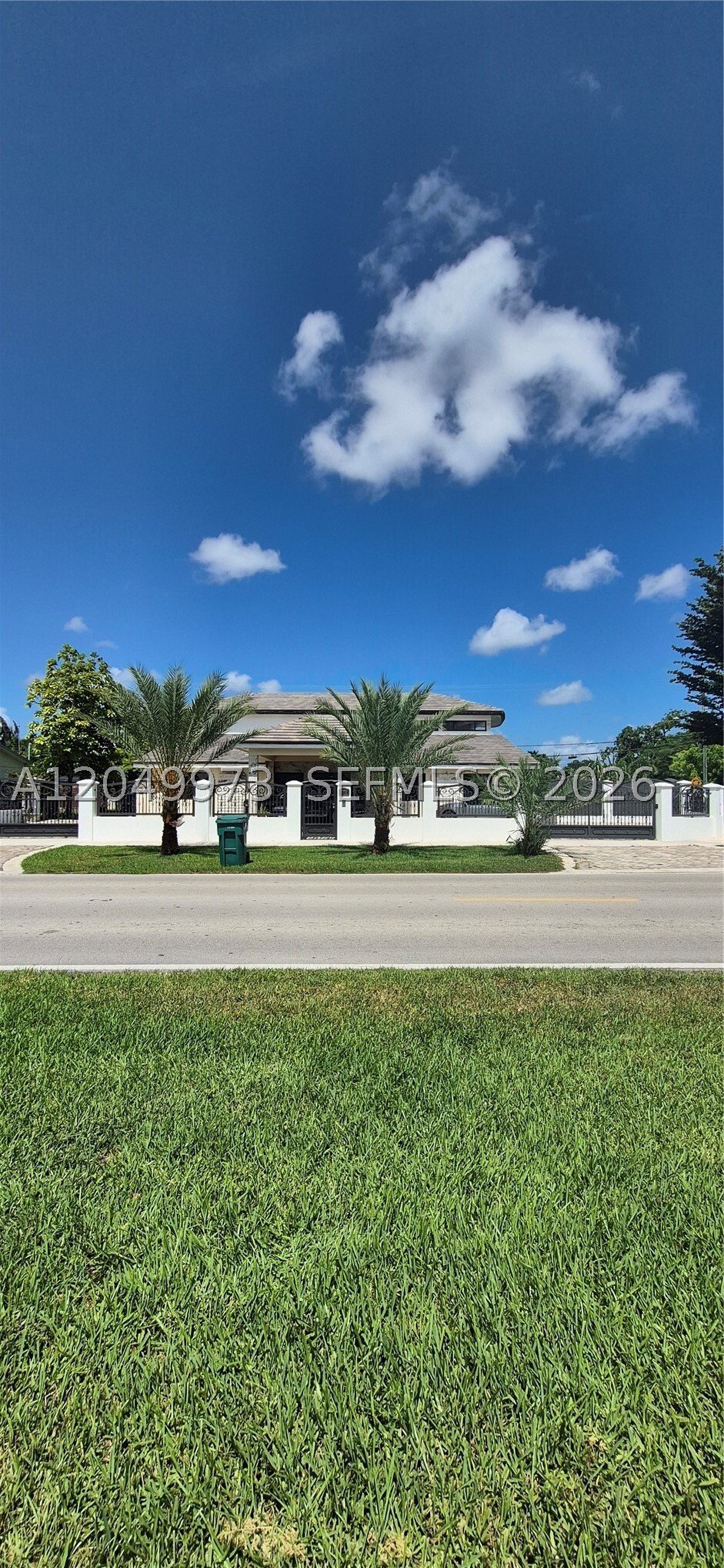 House in Miami, Florida, United States 1 - 18407472