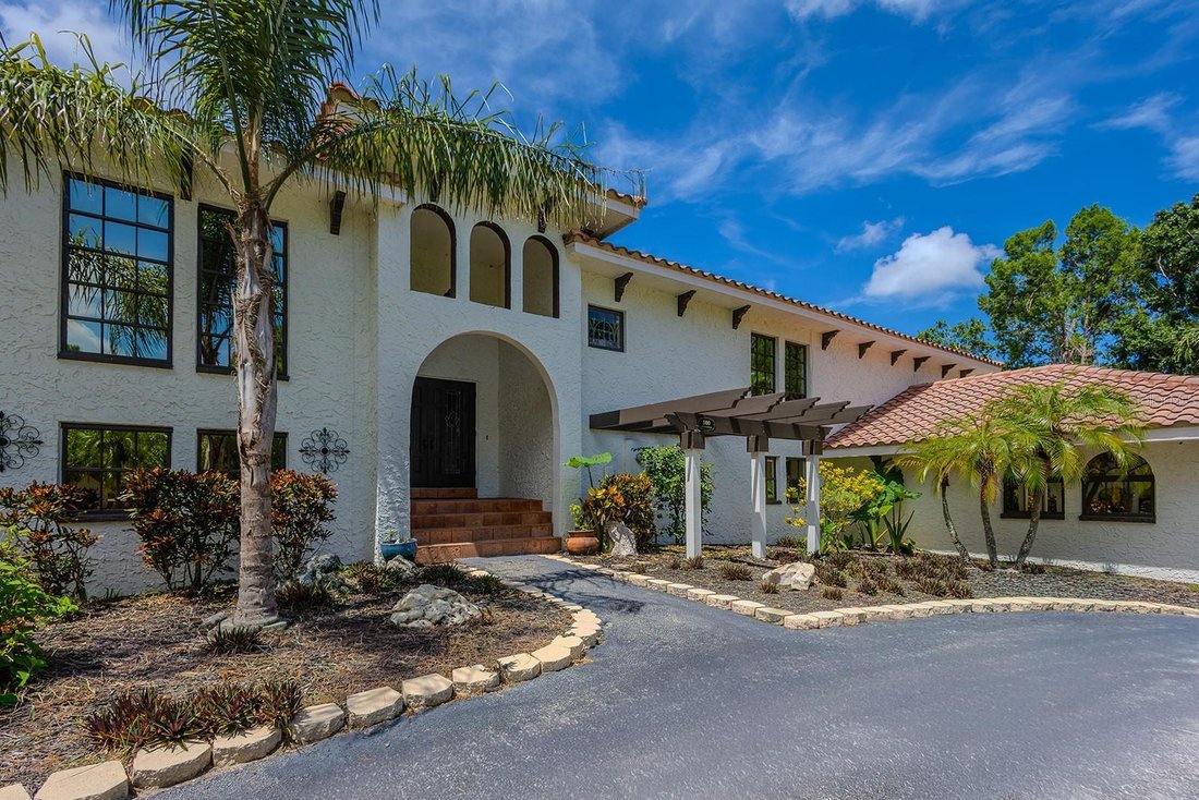 House in Tarpon Springs, Florida, United States 3 - 18413272