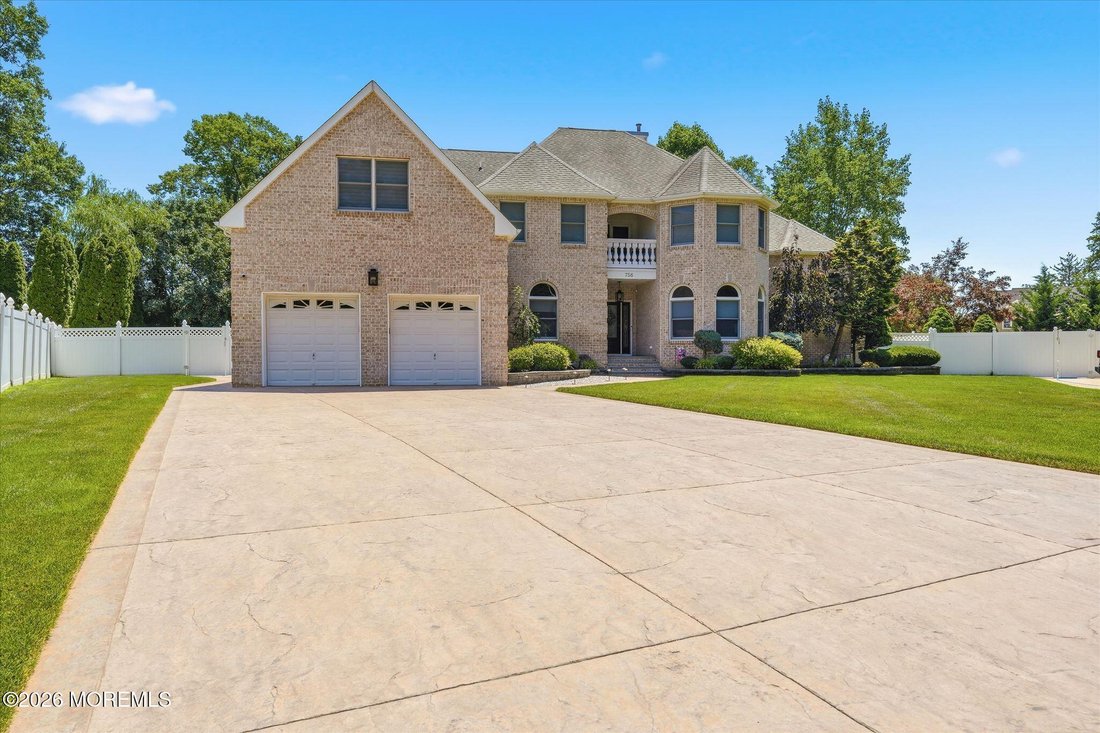 House in Toms River, New Jersey, United States 3 - 18411576