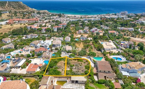 Land in Faro (Se e Sao Pedro), Algarve, Portugal 1