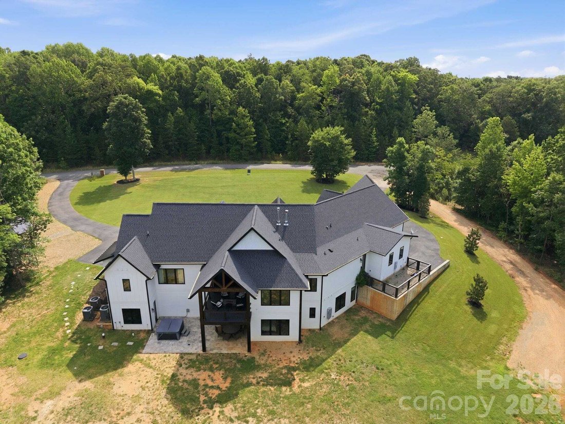 House in Waxhaw, North Carolina, United States 3 - 18410301