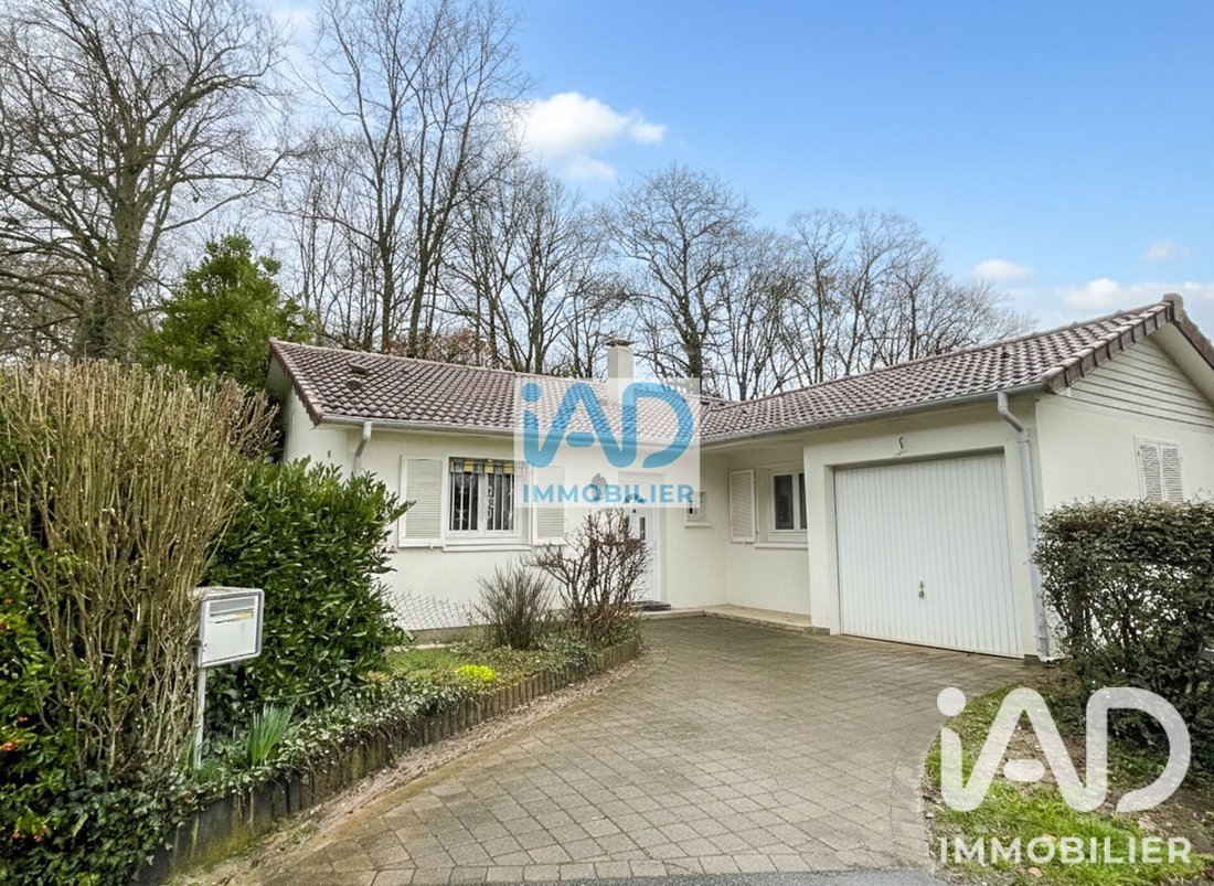 House in Longpont-sur-Orge, Ile-de-France, France 1 - 18414252