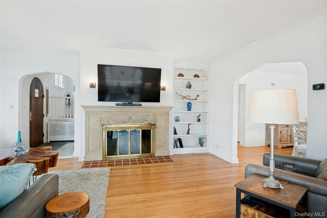 House in Yonkers, New York, United States 4 - 18333579