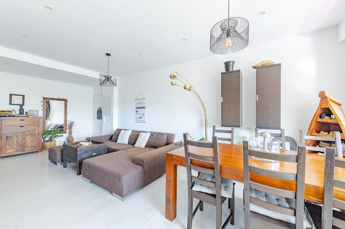 Apartment in Pointe Rouge, 8e Arrondissement, Marseille 3 - 18407760