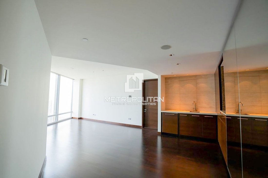 Apartment in Burj Khalifa, Downtown Dubai, Dubai 2 - 18404510
