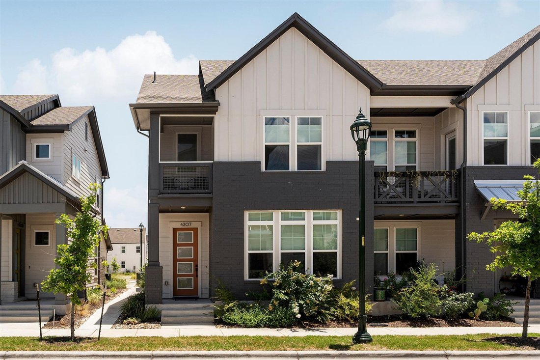 Townhouse in Austin, Texas, United States 1 - 18403169