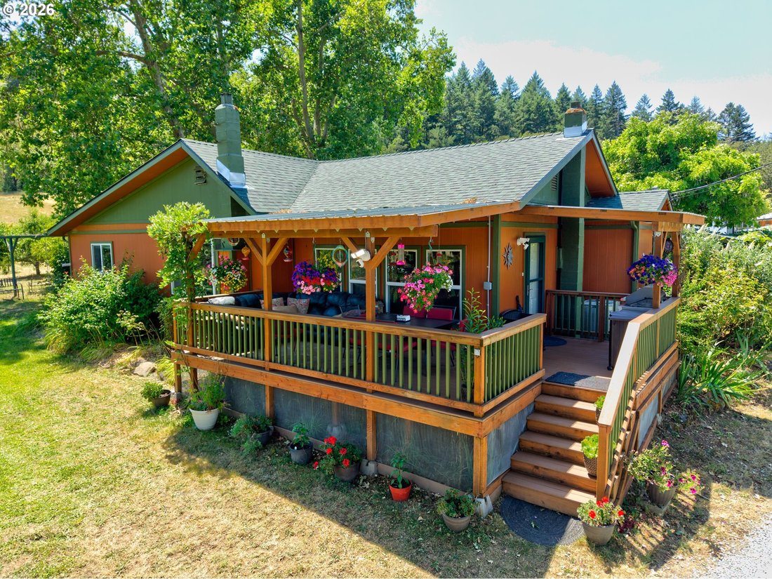House in Riddle, Oregon, United States 1 - 18411615