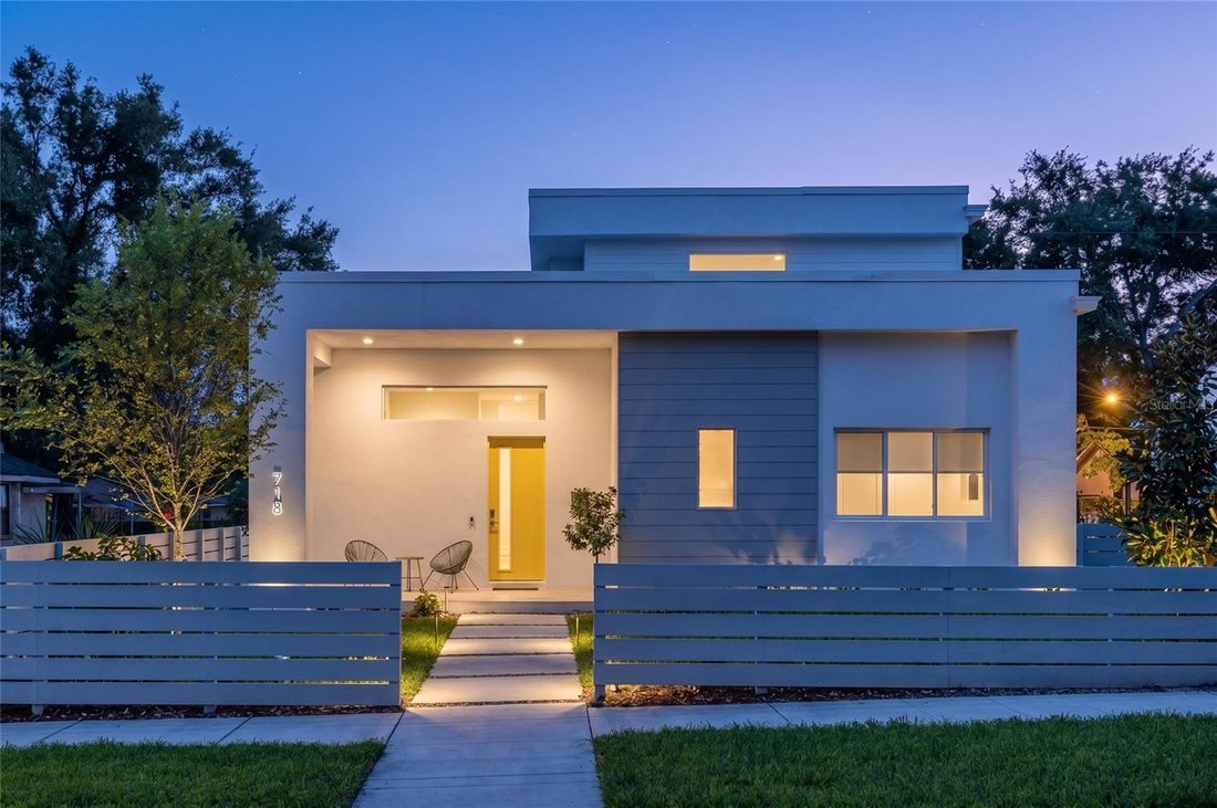 House in St. Petersburg, Florida, United States 1 - 18403321