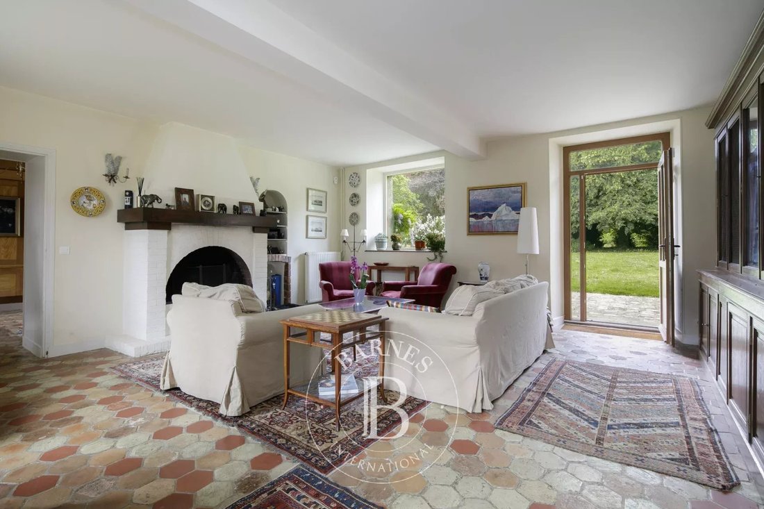 House in Saint-Vrain, Ile-de-France, France 2 - 15894655