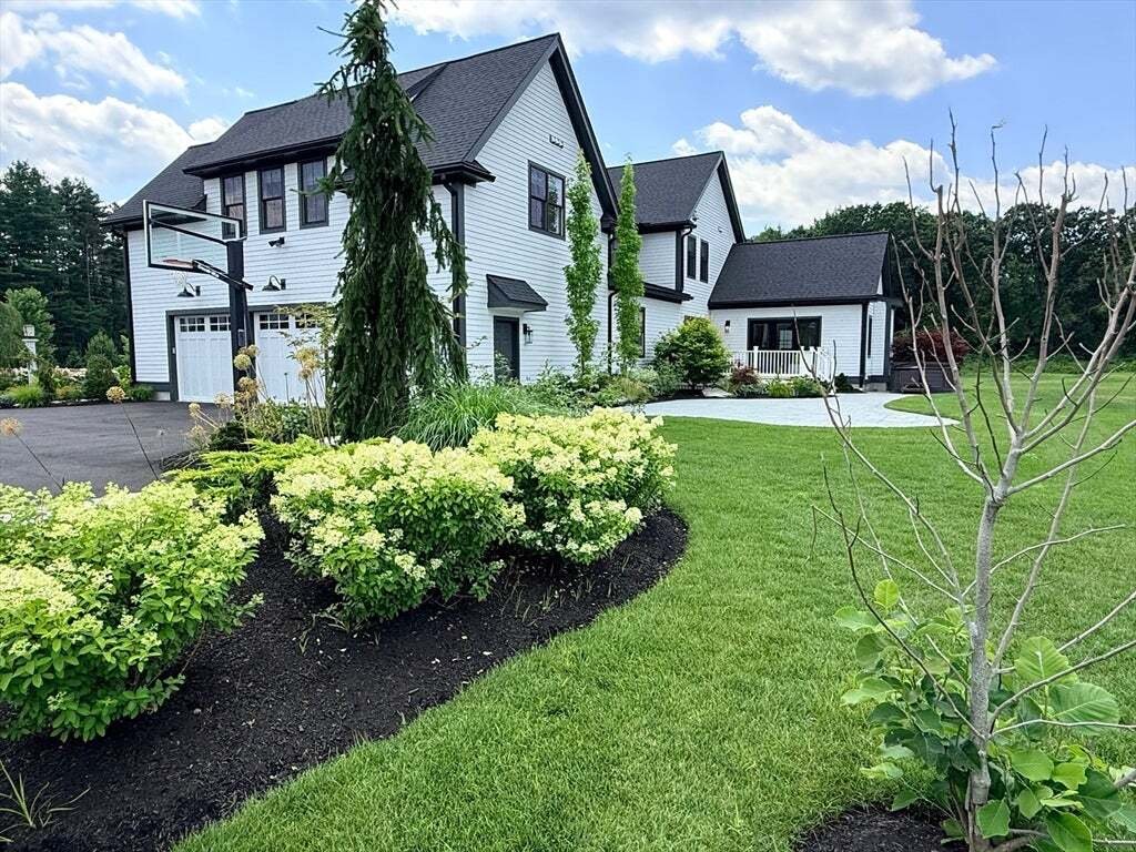 House in Southborough, Massachusetts, United States 3 - 17492130