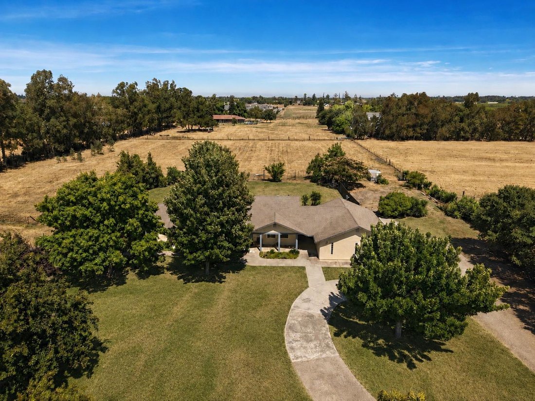 House in Lodi, California, United States 1 - 18416668