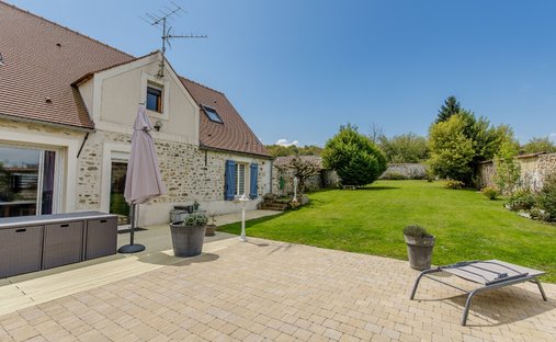 Villa in Arthies, Ile-de-France, France 1