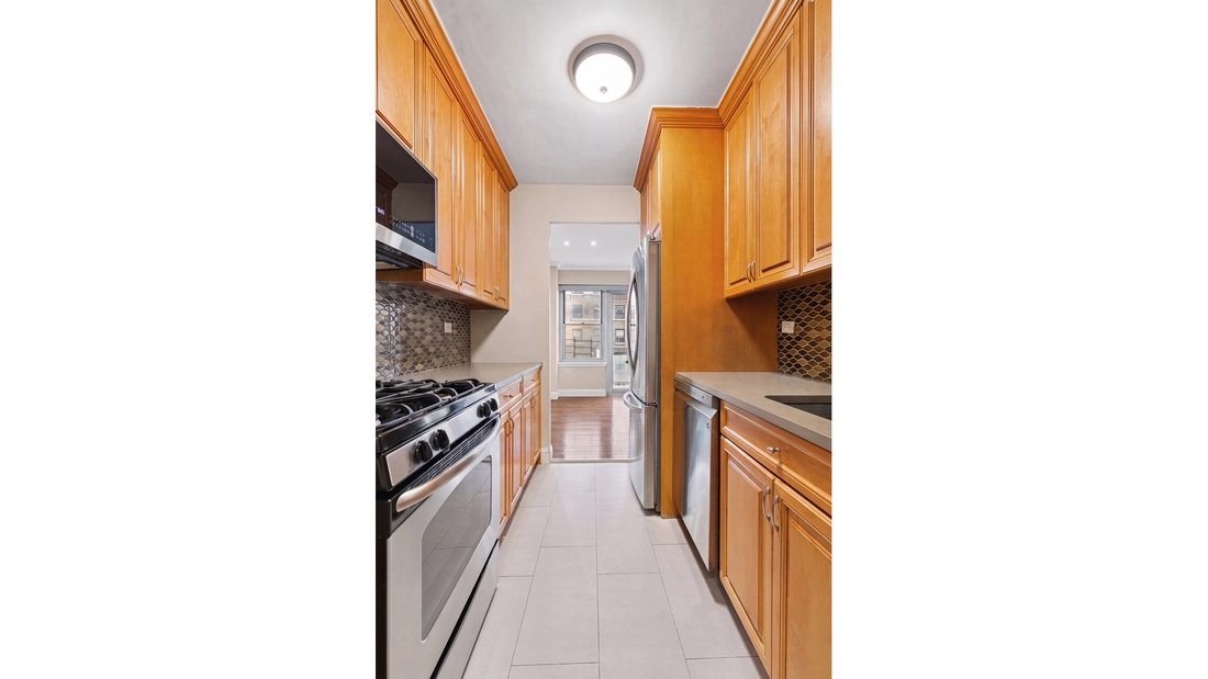Co Op in New York, New York, United States 5 - 16993382