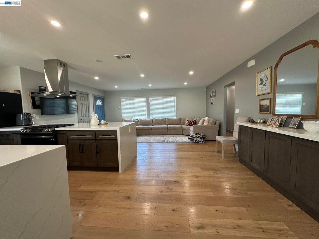 House in San Leandro, California, United States 5 - 18407522