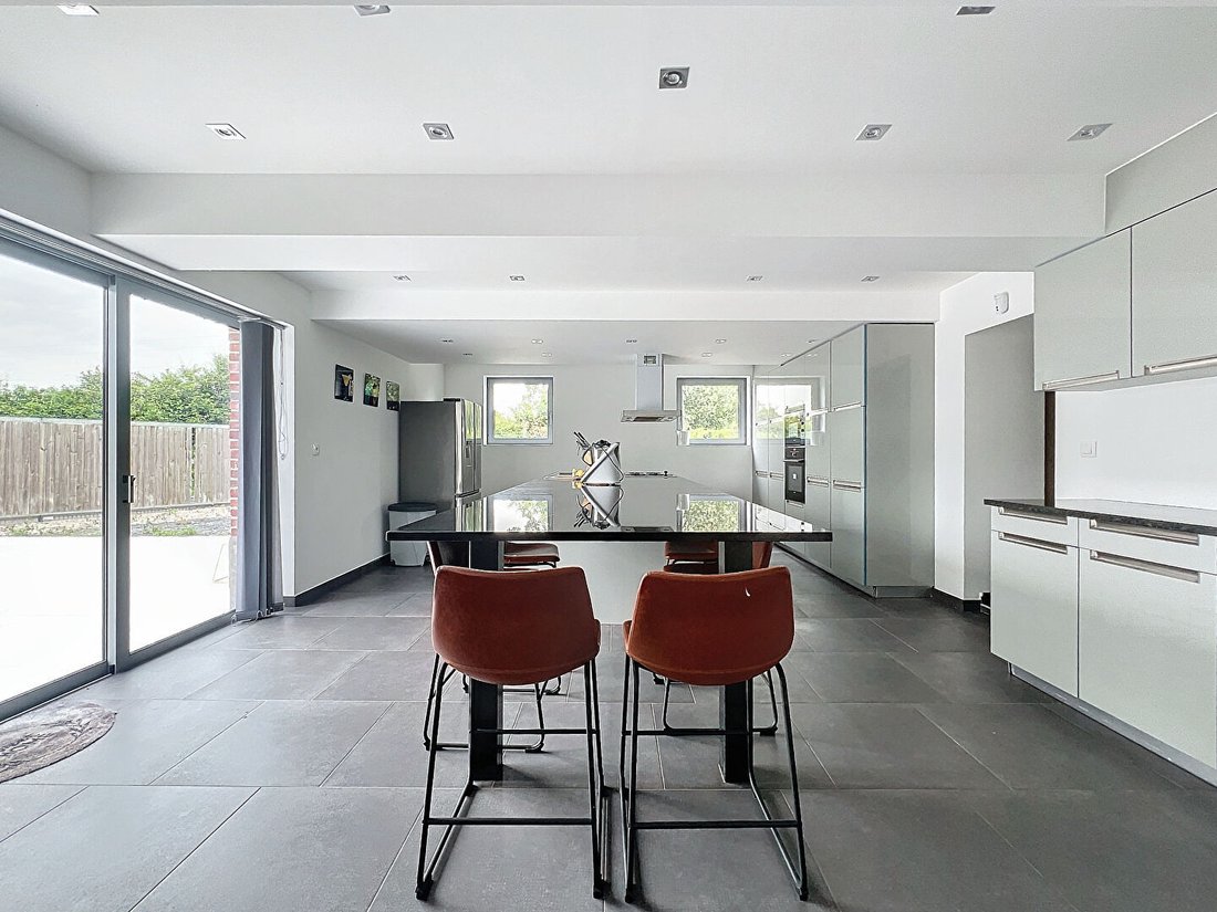 Villa in Nord, La Chapelle-d'Armentieres, France 3 - 18405751