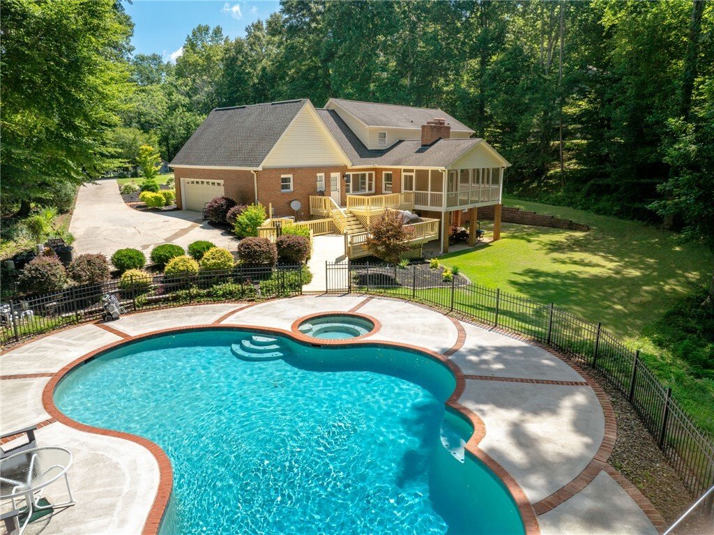 House in Central, South Carolina, United States 5 - 17874013