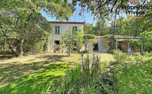 Villa in Forcalqueiret, Provence-Alpes-Côte d'Azur, France 1