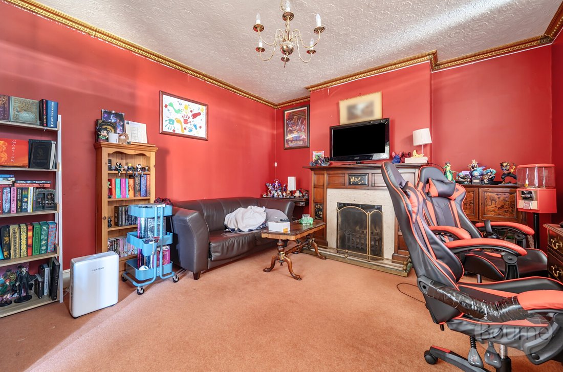 House in Farncombe, Godalming, England 5 - 18402842