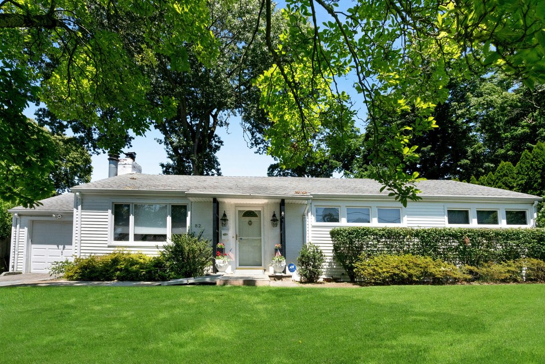 House in White Plains, New York, United States 1 - 18404430