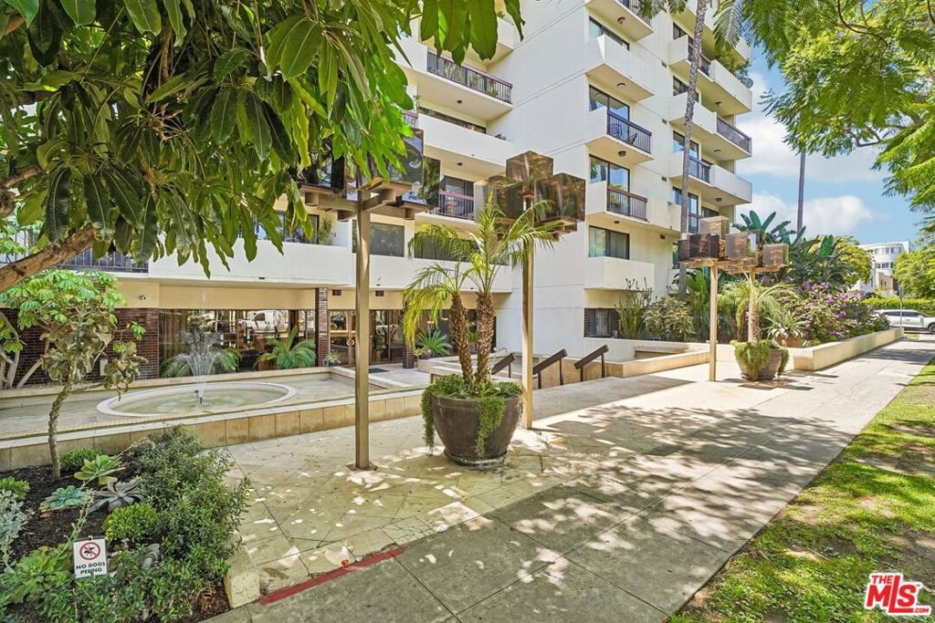 Condo in Beverly Hills, California, United States 3 - 18416180