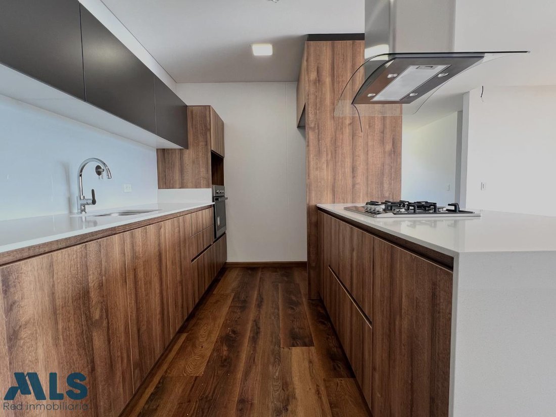 Apartment in Medellín, Antioquia, Colombia 5 - 18403510