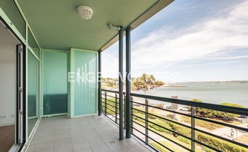 Apartment in Paco de Arcos, Lisbon, Portugal 1