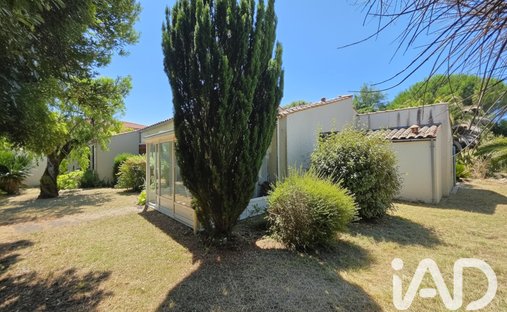 House in Fouras, Nouvelle-Aquitaine, France 1