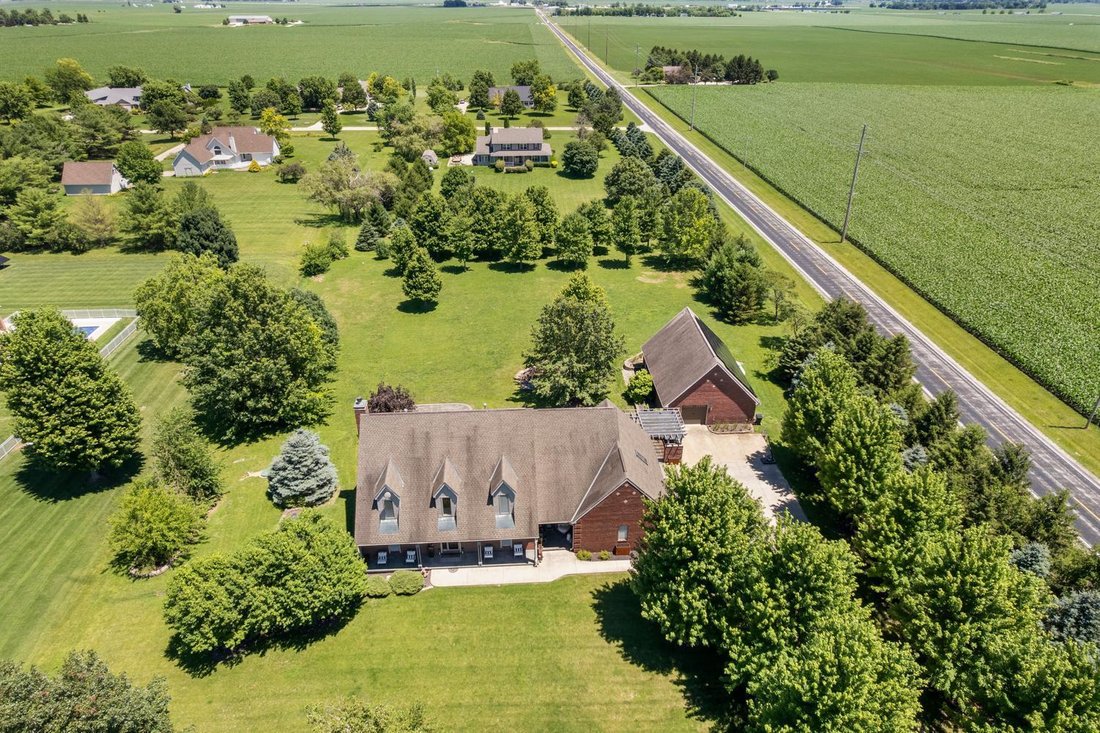 House in Champaign, Illinois, United States 1 - 18403784