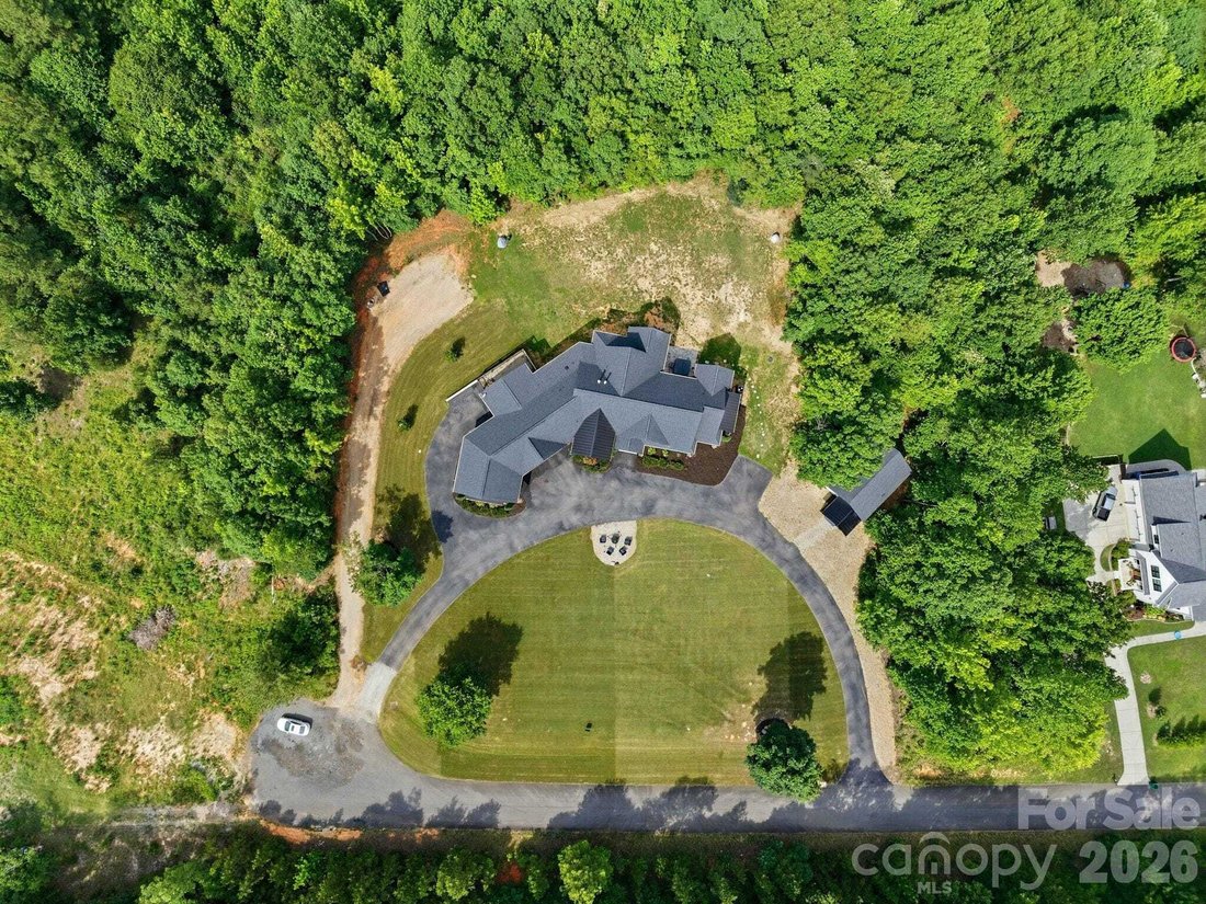 House in Waxhaw, North Carolina, United States 4 - 18410301
