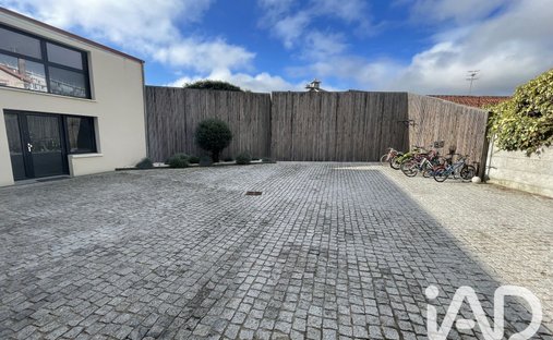 Apartment in La Varenne, Saint-Maur-des-Fossés, France 1