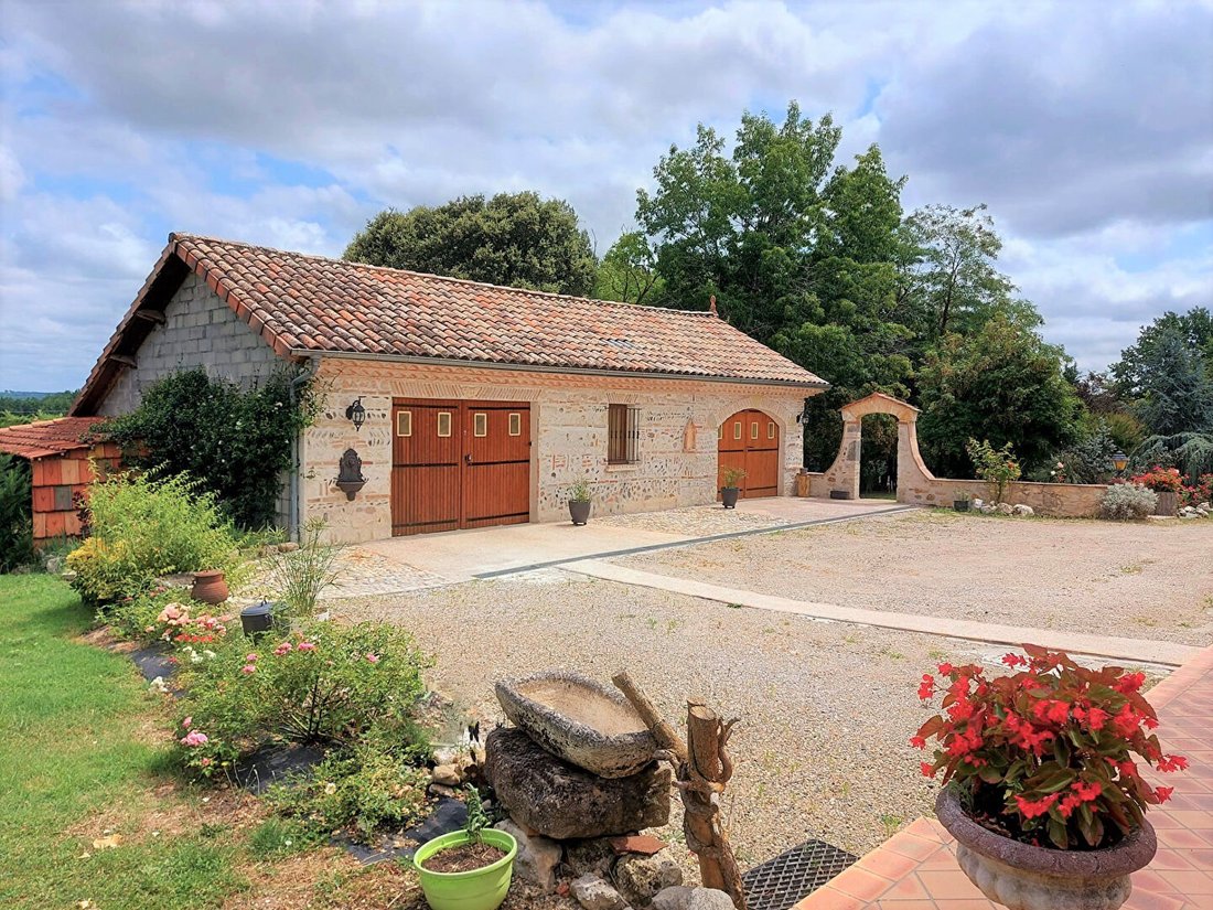 Villa in Layrac, Nouvelle-Aquitaine, France 5 - 18405401