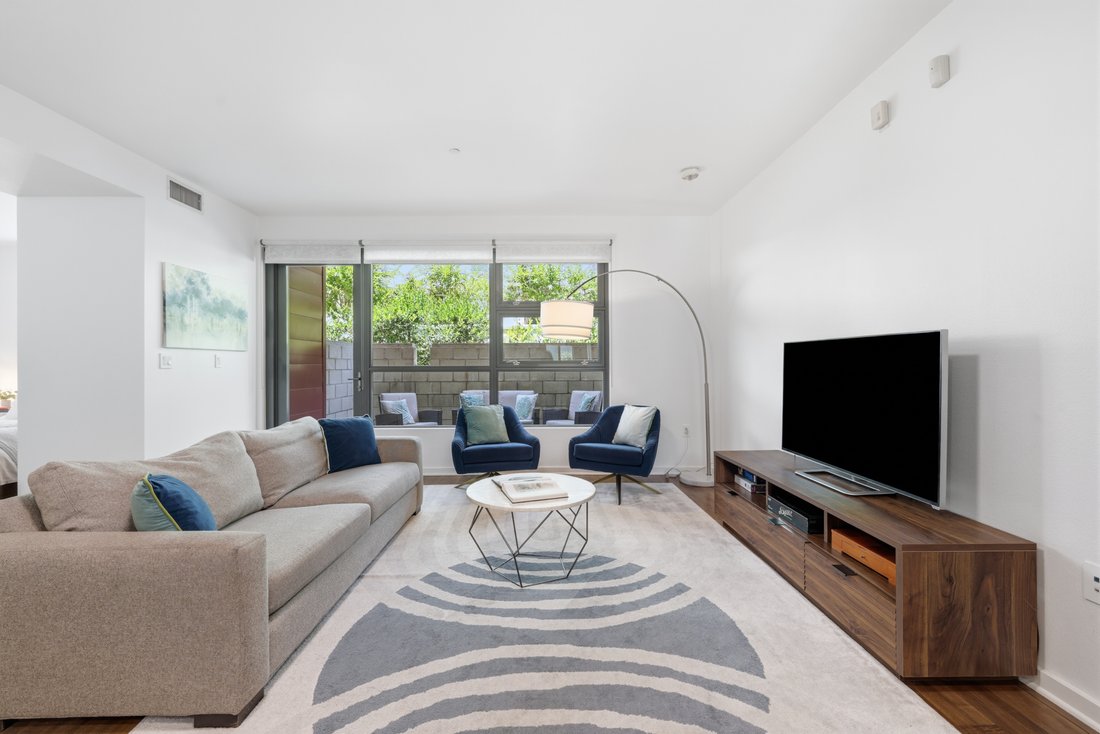 Condo in Los Angeles, California, United States 1 - 18411827