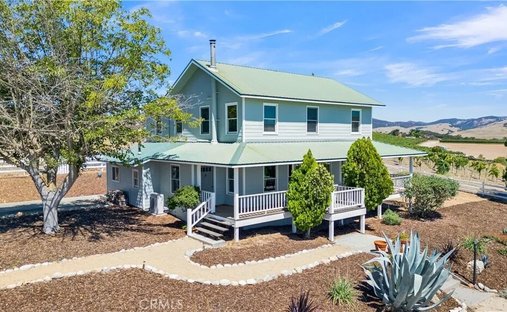 House in Bradley, California, United States 1