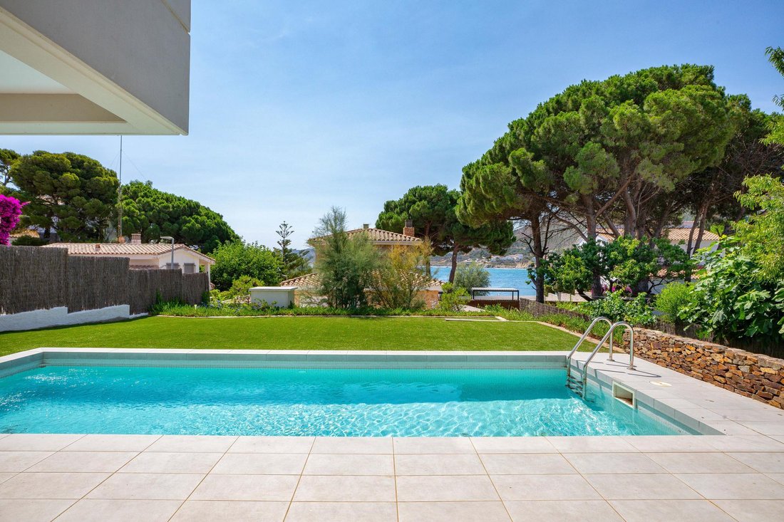 Villa à Llanca, Catalogne, Espagne 1 - 18403104