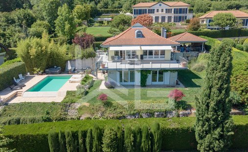 House in Bougy-Villars, Vaud, Switzerland 1