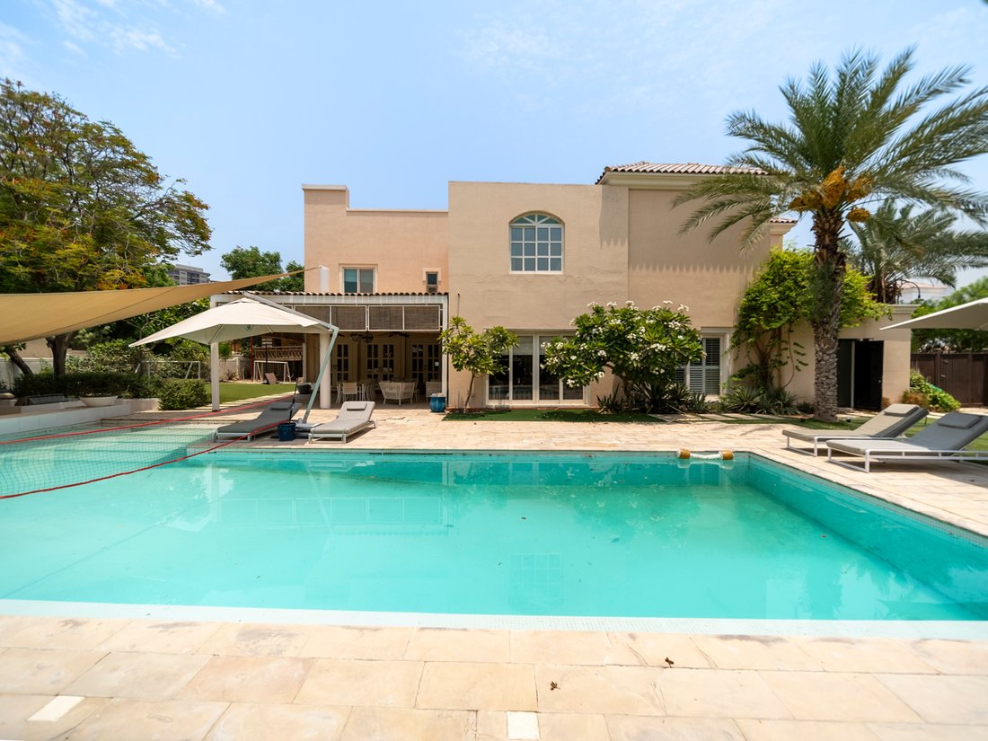 Villa in Vereinigte Arabische Emirate 1 - 18419372