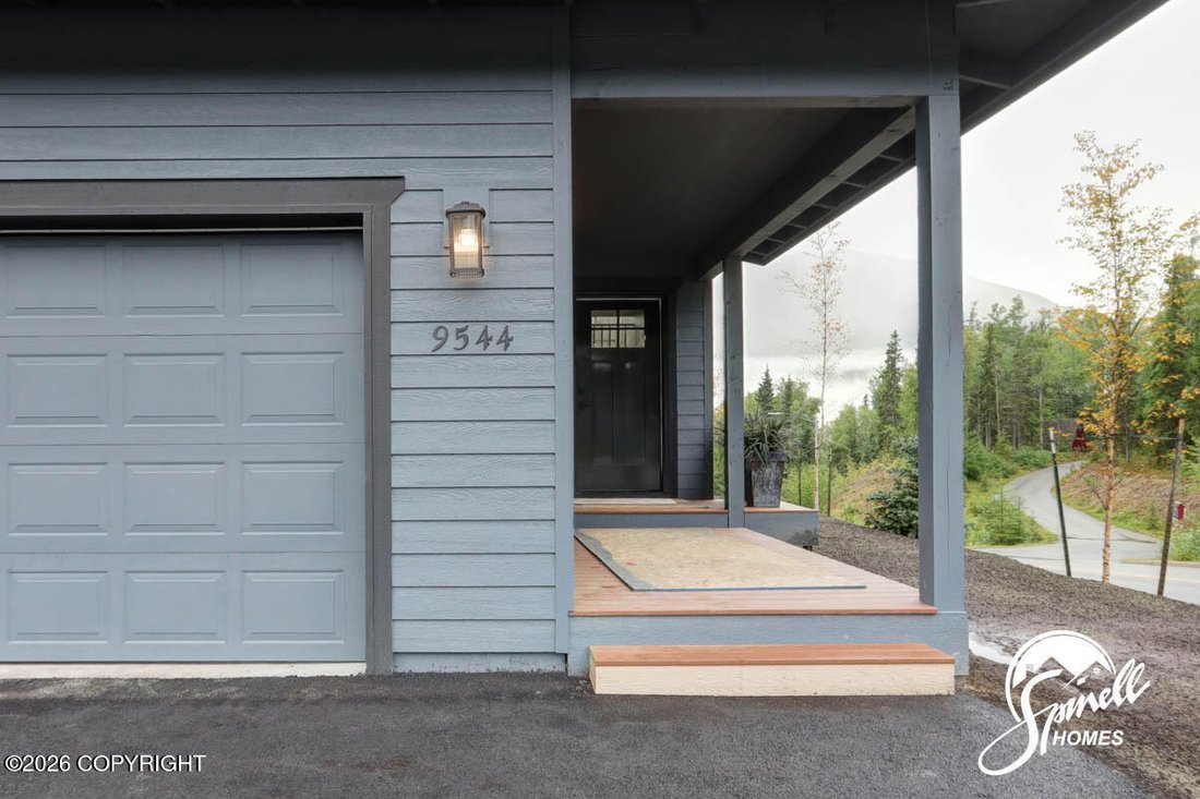 House in Anchorage, Alaska, United States 2 - 18418225