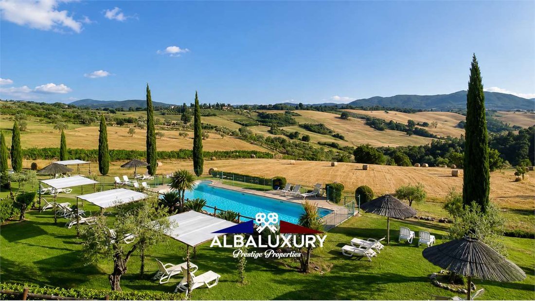 Villa in Pomarance, Tuscany, Italy 2 - 15347219
