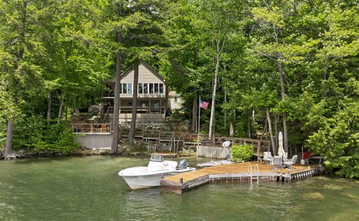 House in Ossipee, New Hampshire, United States 1