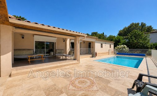 Villa en Flassans-sur-Issole, Provenza-Alpes-Costa Azul, Francia 1