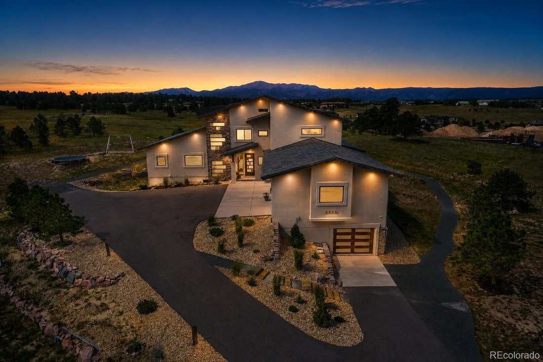 House in Colorado Springs, Colorado, United States 2 - 18419210
