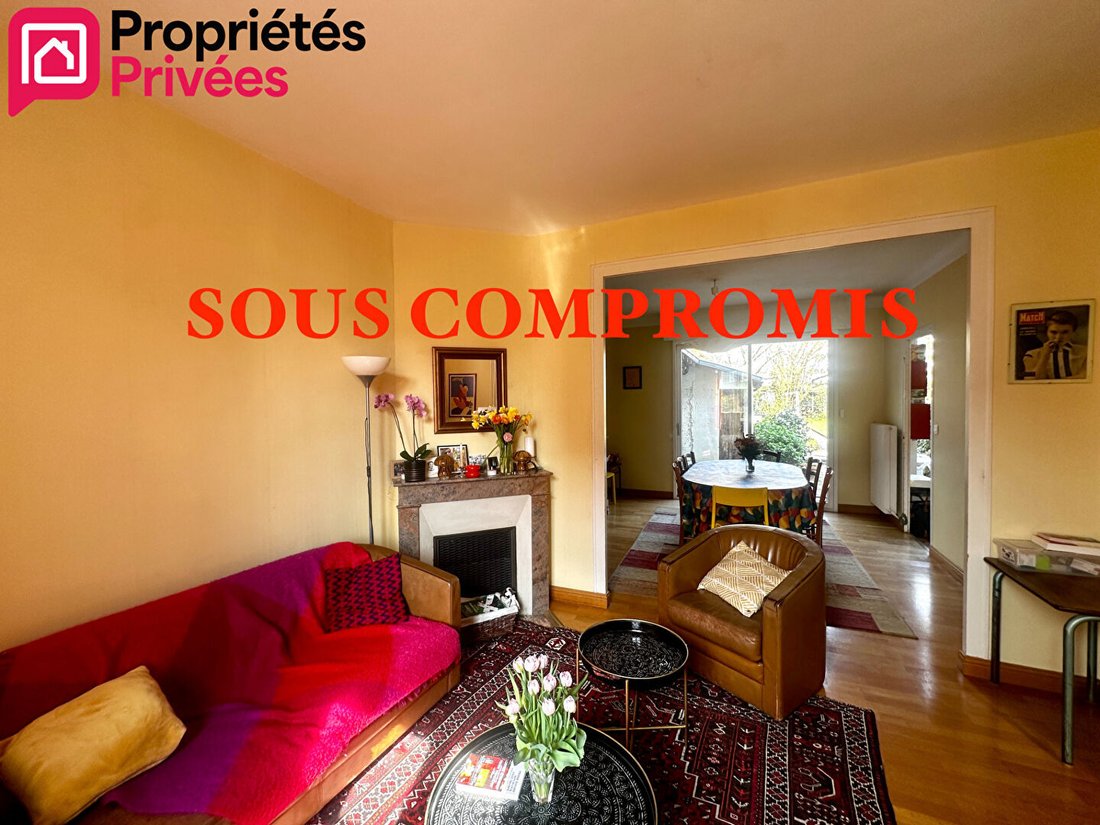 Villa in Centre, Angers, France 1 - 18405688