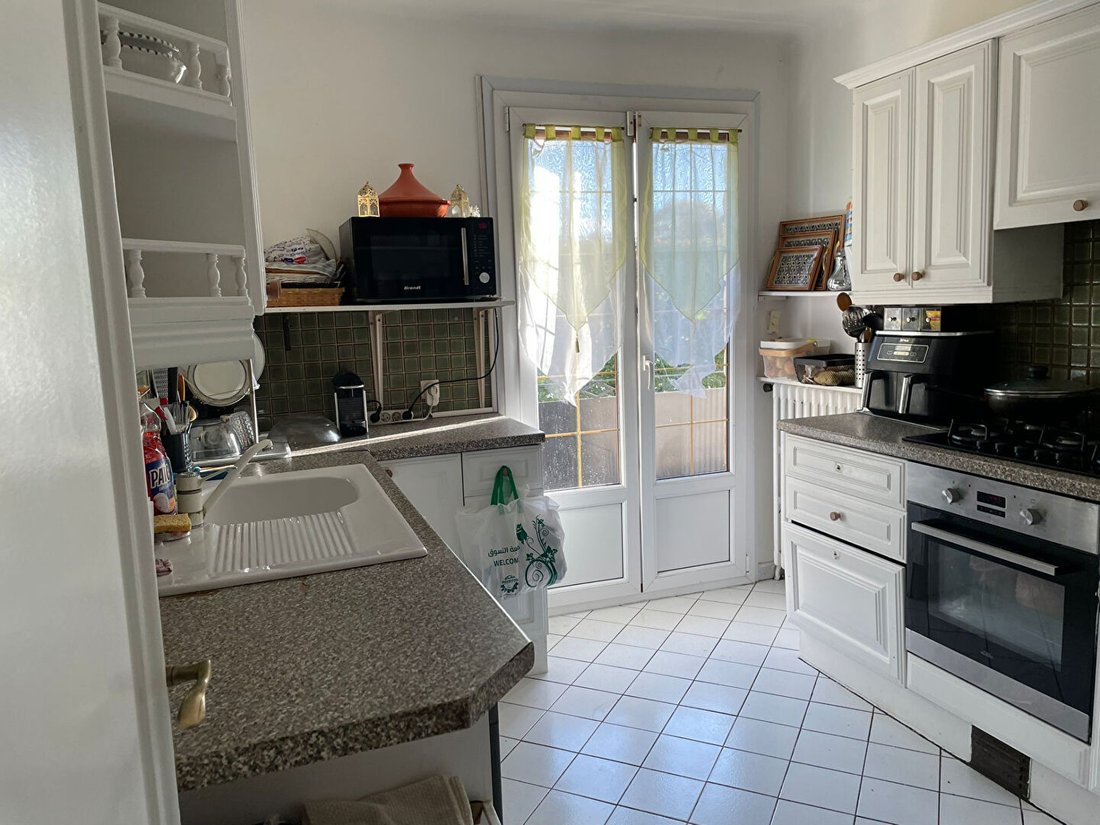 Villa in Bondy, Ile-de-France, France 5 - 18406054