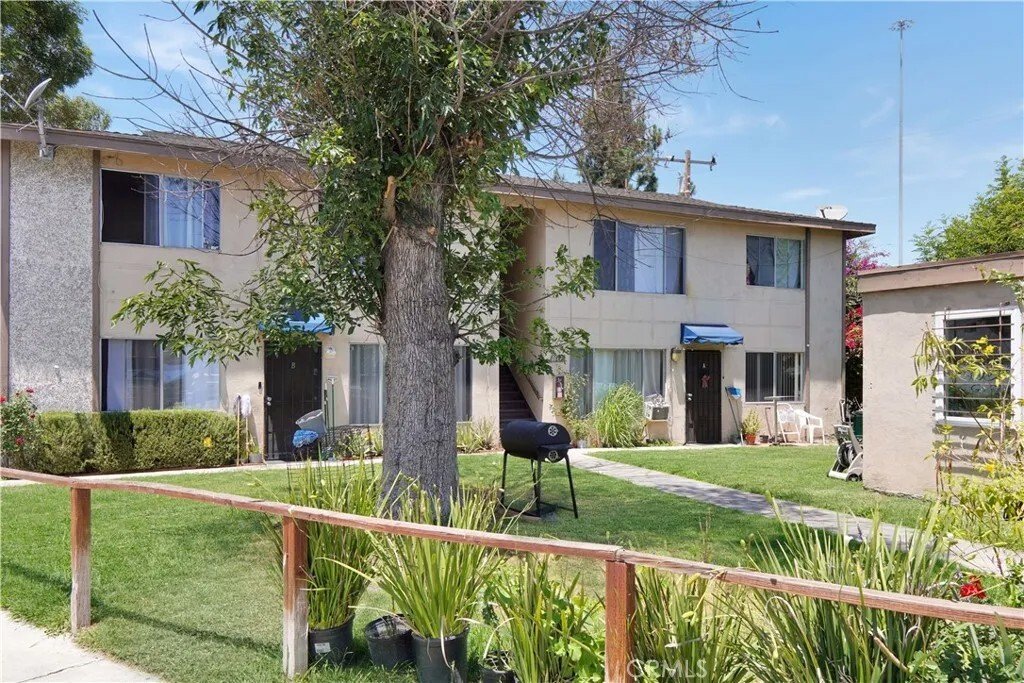 Orange, California, United States 4 - 18408354