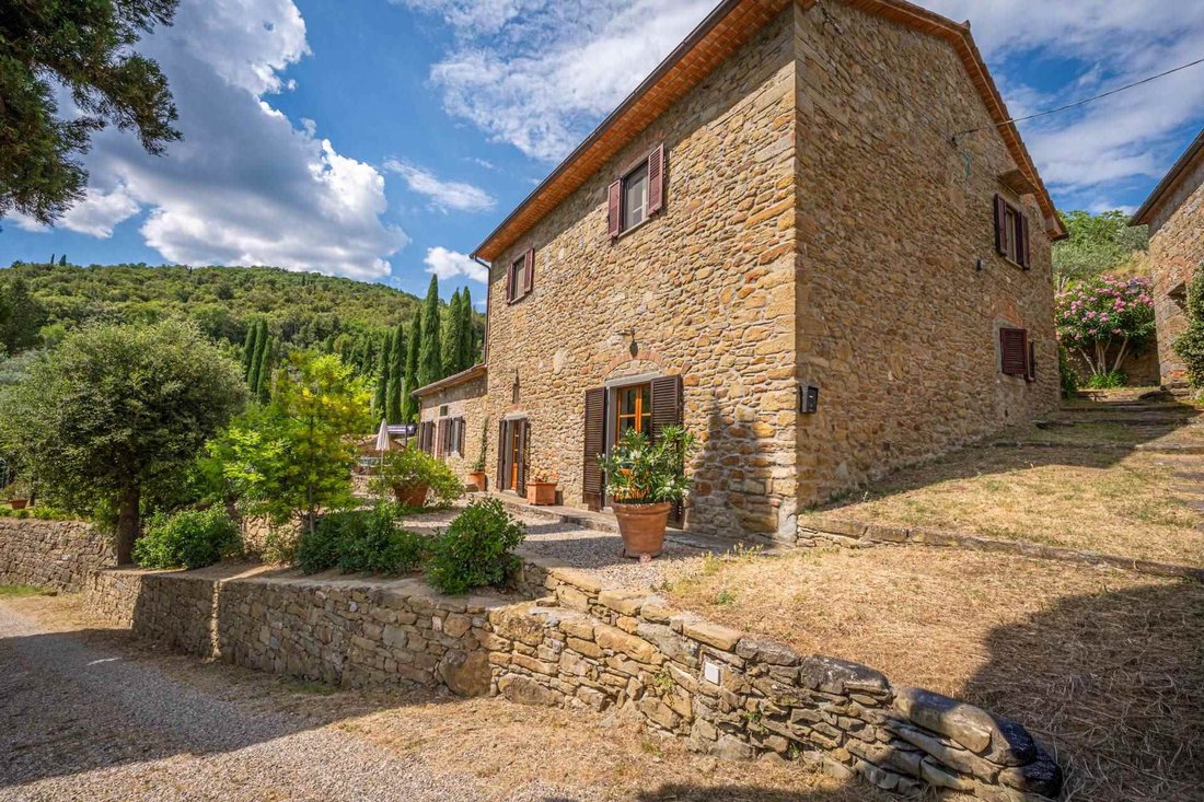 Country House in Castiglion Fiorentino, Tuscany, Italy 5 - 18409385
