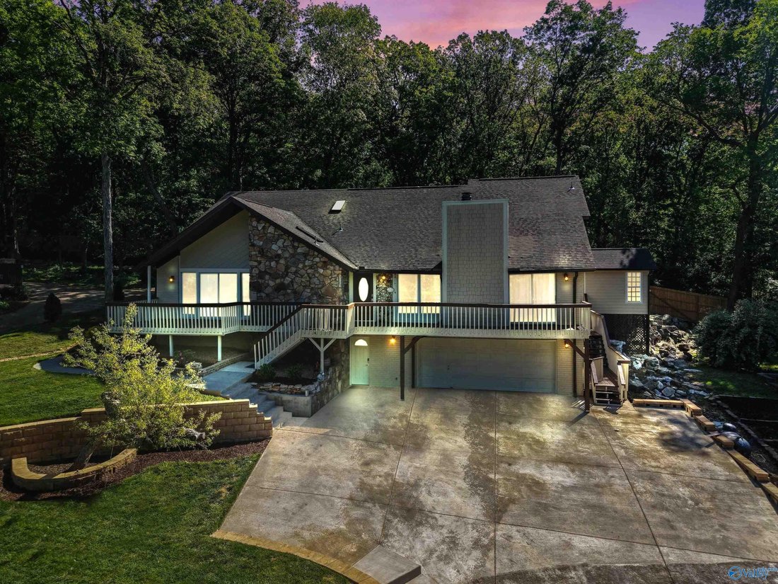 House in Redstone Arsenal, Alabama, United States 1 - 18407211
