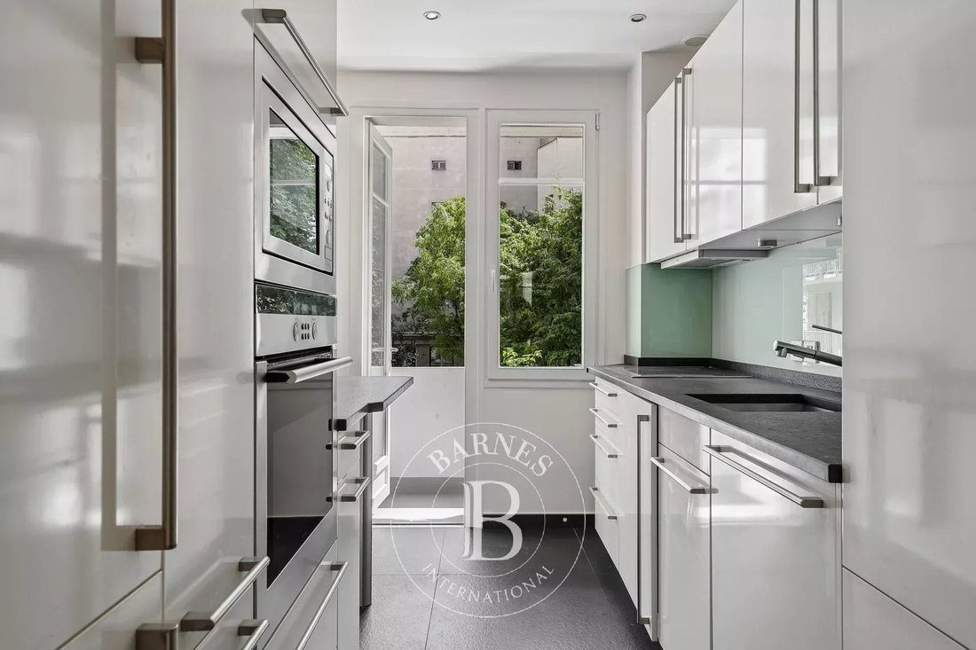 Apartment in Gros Caillou, Paris 7e Arrondissement, Paris 4 - 18409493